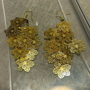 Gold Flower dangle earrings
